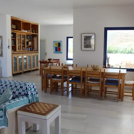 别墅 Akrotiri Engaraí