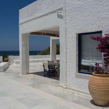 Akrotiri * Engaraí