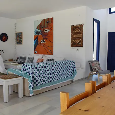 Akrotiri Engaraí