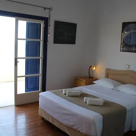 Villa Akrotiri Engaraí