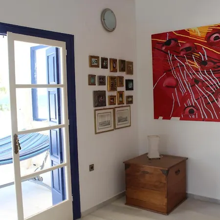 Akrotiri Εγκαρές