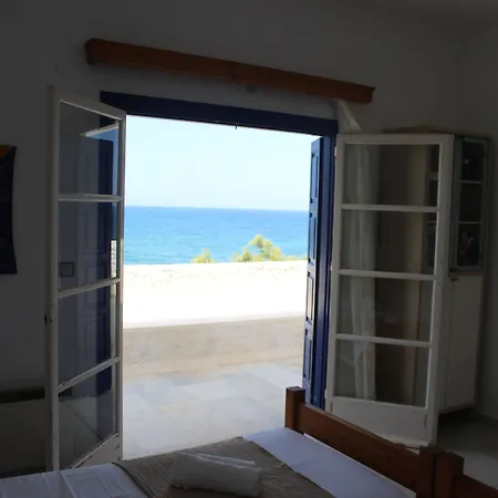 Akrotiri Engaraí