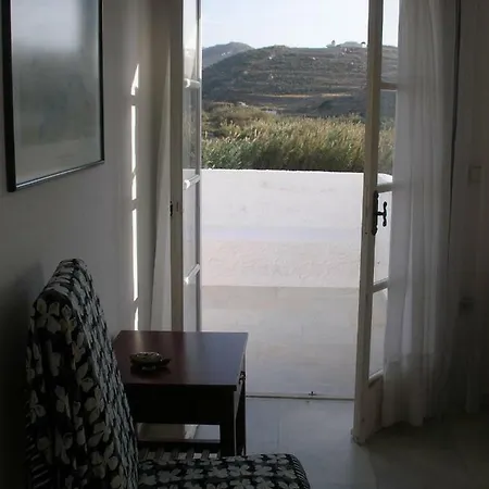 Vila Akrotiri *