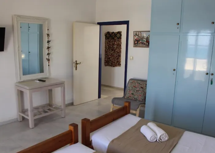 Villa Akrotiri Engares