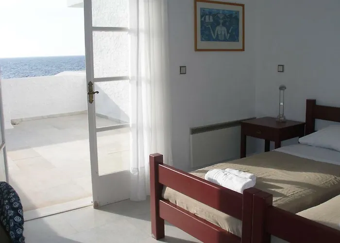 Villa Akrotiri Engares