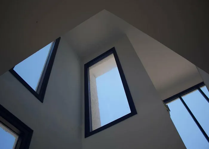 Akrotiri Villa Engares