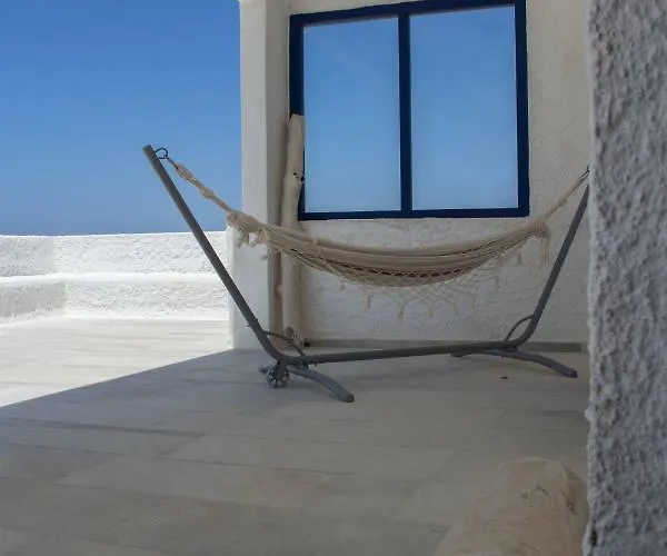 Akrotiri Villa Engares